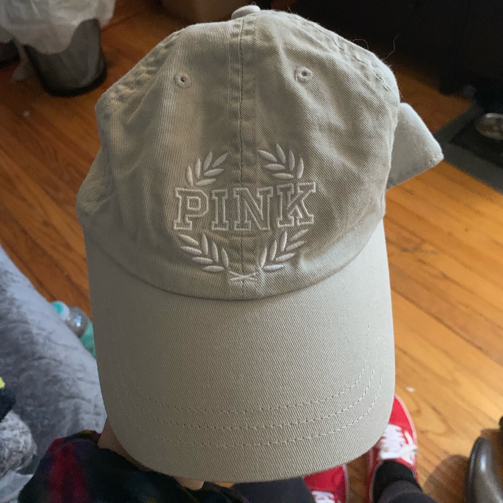 Pink hat - Picture 2 of 2